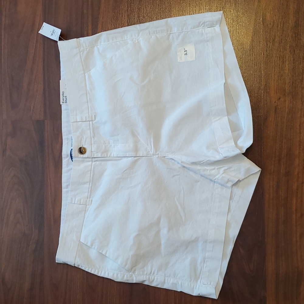 Old Navy mid-rise shorts